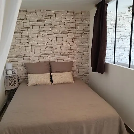 D Hotes Au Coeur Des Oliviers Habitación en casa particular Marsella